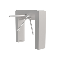 TORNIQUETE DE MEDIO CUERPO MOTORIZADO, CON BRAZO ABATIBLE EN CASO DE EMERGENCIA