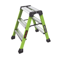 Escalera Plegable 2 Peldaños de Fibra de Vidrio / Tamaño 66 cm ( 2' 2").