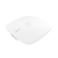 Access Point cnPilot XE3-4 WiFi 6/6E 802.11ax (2.4, 5 y 6 GHz), 3 radios definidos por software (SDR), MU-MIMO 4x4, Políticas de control de aplicaciones, hasta 1,500 clientes, gestión desde la nube, hasta 6.6 Gbps.