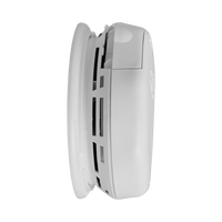 Alarma de Humo con Interconexión Inalámbrica / Advertencia de Voz con Ubicación / Sensor Fotoeléctrico / Baterías AA Reemplazables / 85 dB a 10 pies / Rango de Temperatura 4.4°C a 37.8°C / Cumple UL217