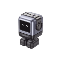 Cargador RobotGaN de 65W Serie UNO | 3 Puertos de Carga Rápida | 2 USB-C | 1 USB-A | PD 3.0 | QC 4.0 | Carga Inteligente | Tecnología GaN II | Zapato Magnético Extraíble | Carcasa Ignifuga | Pantalla LED
