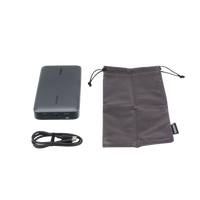 Power Bank de 20000mAh | 3 Salidas 100W Max. | USB-A + 2 USB-C | PD 3.0 | QC3.0 | FCP | SCP | Pantalla Inteligente | Carcasa Ignifuga | Color Gris | Incluye Cable USB de 50cm | Carga tu Laptop de Manera Segura.