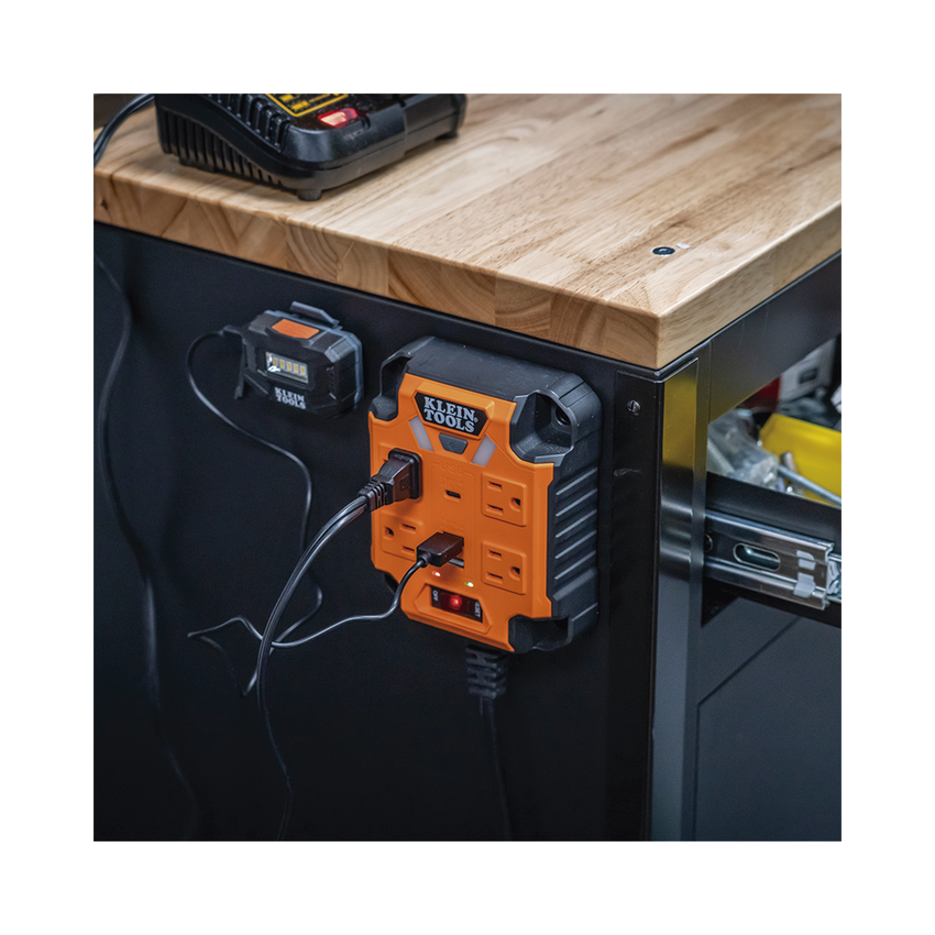 Multicontacto Powerbox 1, con 4 Salidas 120 Vca, 2 USB-A / 1 USB-C, Luces LED Integradas y Soporte Magnético