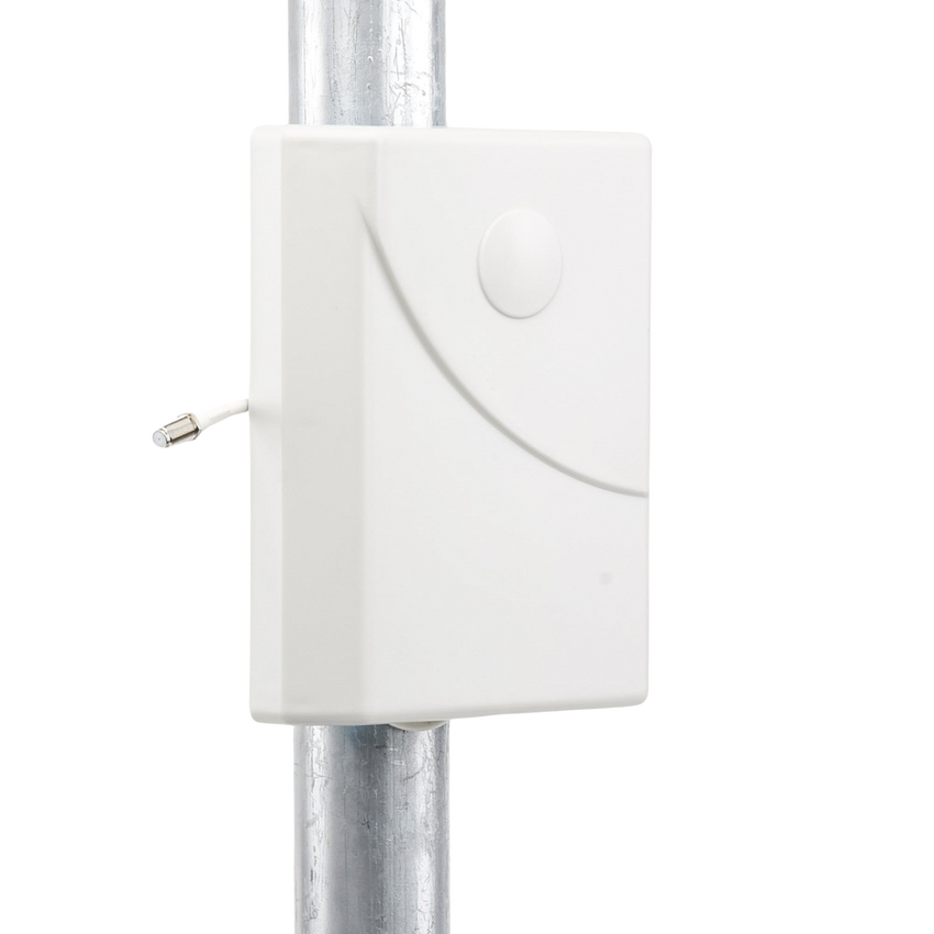 Antena Tipo Panel de Montaje en Pared, Multibanda 700-960 MHZ/ 1710-2170 MHz, 75 Ohm, conector F hembra.