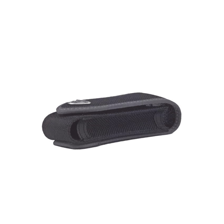 Funda Victorinox, Fabricada en Nailon color Negro para Navajas Serie SwissTool.
