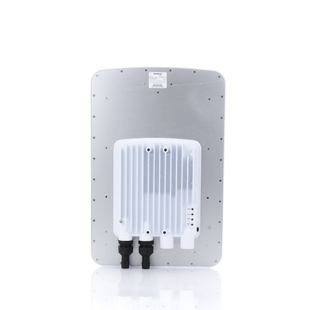 Punto de Acceso MU-MIMO 8x8, 5.1-6.4 GHz, Capacidad de hasta 6 Gbps, Antena integrada de 24 dBi, Ángulo de apertura de 90º, Punto-Multipunto, 2 puertos SFP+ y 1 puerto fast ethernet.