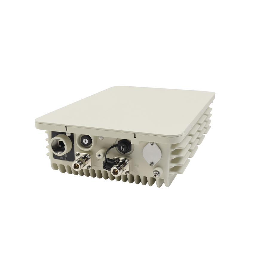 Punto de Acceso Conectorizado Super WiFi Doble Banda en 2.4 y 5 GHz, Hasta 1 km de Cobertura, MIMO 8X8 Para Industria 4.0, Carcasa IP67, Hasta 1167 Mbps