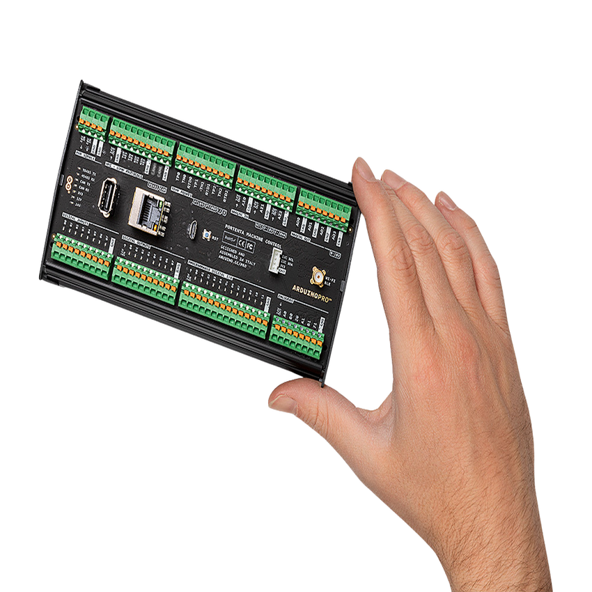 Controlador Industrial Arduino Portenta Machine Control / STM32H747XI Dual Cortex / 24V DC / 8 Entradas Digitales / 8 Salidas Digitales / 12 I/O Programables / 3 Entradas Analógicas / 4 Salidas Analógicas / 3 Canales Temperatura / CAN / Ethe