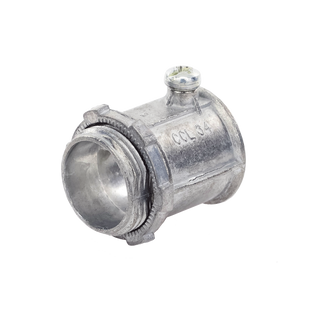 Conector de 3/4" para Tubo Pared Delgada con Tornillos Opresores.