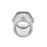 Conector de 3/4" para Tubo Pared Delgada con Tornillos Opresores.