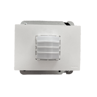 Marco blanco con placa metalica para caja americana