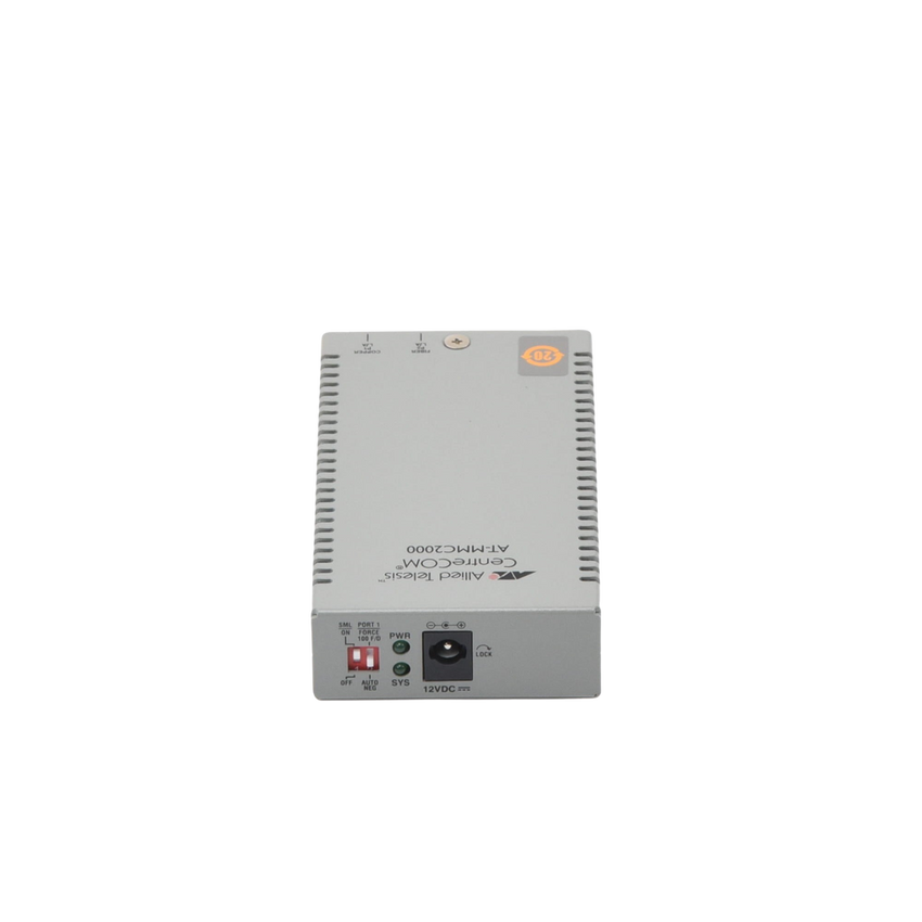 Convertidor de medios TAA (Federal) 10/100TX - 100FX/SC MultiModo, Multiregion PSU