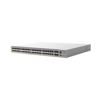 Switch PoE+ Stackeable Capa 3, 48 puertos 10/100/1000 Mbps + 4 puertos SFP+ 10 G, hasta 740 W, fuente redundante
