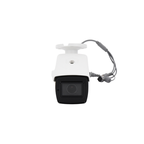 Bullet TURBOHD 4K (8Megapixeles) / Lente Mot. 2.7 a 13.5 mm / Potente IR EXIR de 80 mts / Exterior IP67 / 12 Vcc - 24 VCA / dWDR