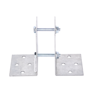 Base Multiposición para postes de paso o esquina en cercos electricos 100% Acero galvanizado.