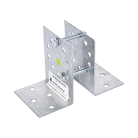 Base Multiposición para postes de paso o esquina en cercos electricos 100% Acero galvanizado.