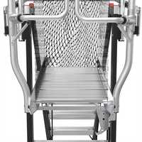 Escalera de Fibra de Vidrio  con Jaula de 8'-14' (2.44 - 4.27 m). Con Ajuste en Ruedas (RATCHET™ Leveler) (SKU:18515-817).