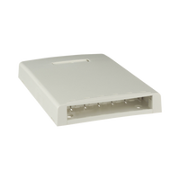 Caja de Montaje en Superficie, con Accesorio para Resguardo de Fibra Óptica, para 6 Módulos Mini-Com, Color Blanco Mate