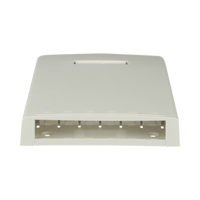 Caja de Montaje en Superficie, con Accesorio para Resguardo de Fibra Óptica, para 6 Módulos Mini-Com, Color Blanco Mate