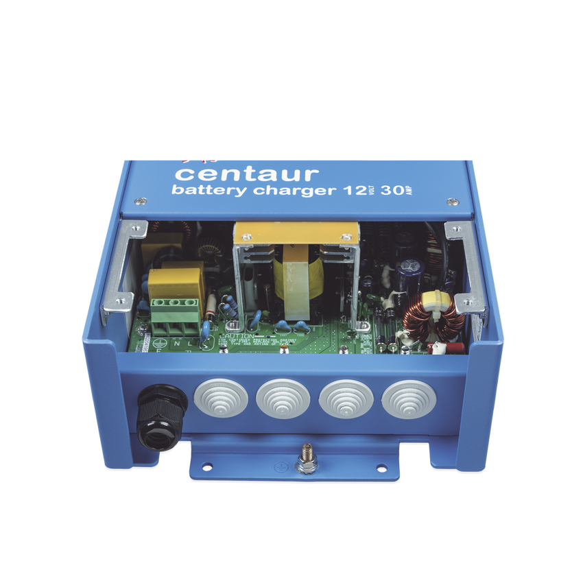Cargador de Batería Centaur / Tecnología de Alta Frecuencia / Modelos 12-24 VDC / Carga 3 Etapas / 3 Salidas / Protección IP21