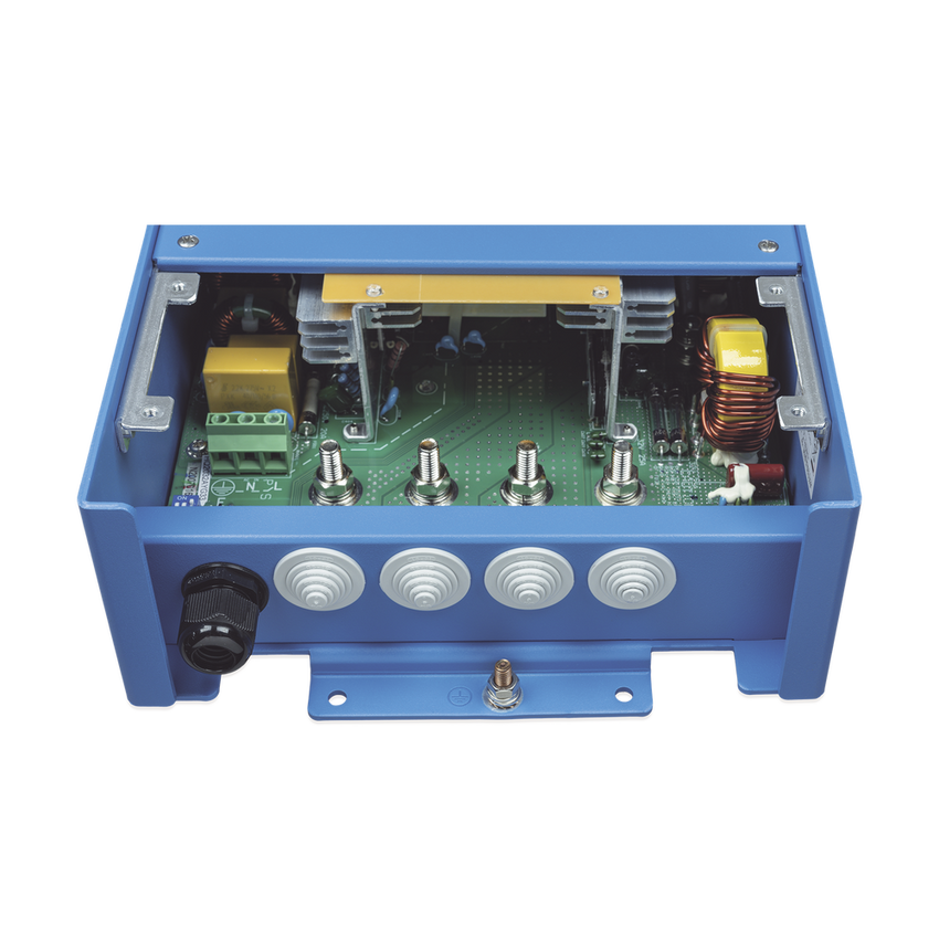 Centaur 12/60 / Cargador de Baterías 12V, 60A / Para Ambientes Marinos y Terrestres. /  Bancos de 240 a 600 Ah
