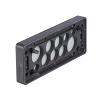 Pasacable de 10 Orificios de Marco Rectangular, IP65, 4.41" X 1.42", para Cables no Terminados, Color Negro.