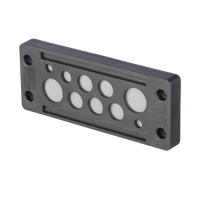 Pasacable de 10 Orificios de Marco Rectangular, IP65, 4.41" X 1.42", para Cables no Terminados, Color Negro.