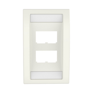 Placa de Pared Vertical Ejecutiva, Salida Para 4 Puertos Mini-Com, Con Espacios Para Etiquetas, Color Blanco Mate