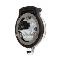 Dispositivo Circular de Puertos de Acceso a Datos, Con Dos Espacios Para Módulos Mini-Com y Un Receptáculo NEMA 5-15R, Protección IP66, de 3" de Diámetro