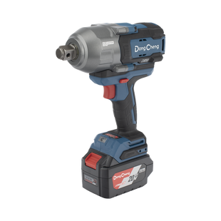Llave de Impacto Inalámbrica de 20V, Entrada de 3/4 in, Incluye 2 Baterías de 6Ah, Cargador y Estuche
