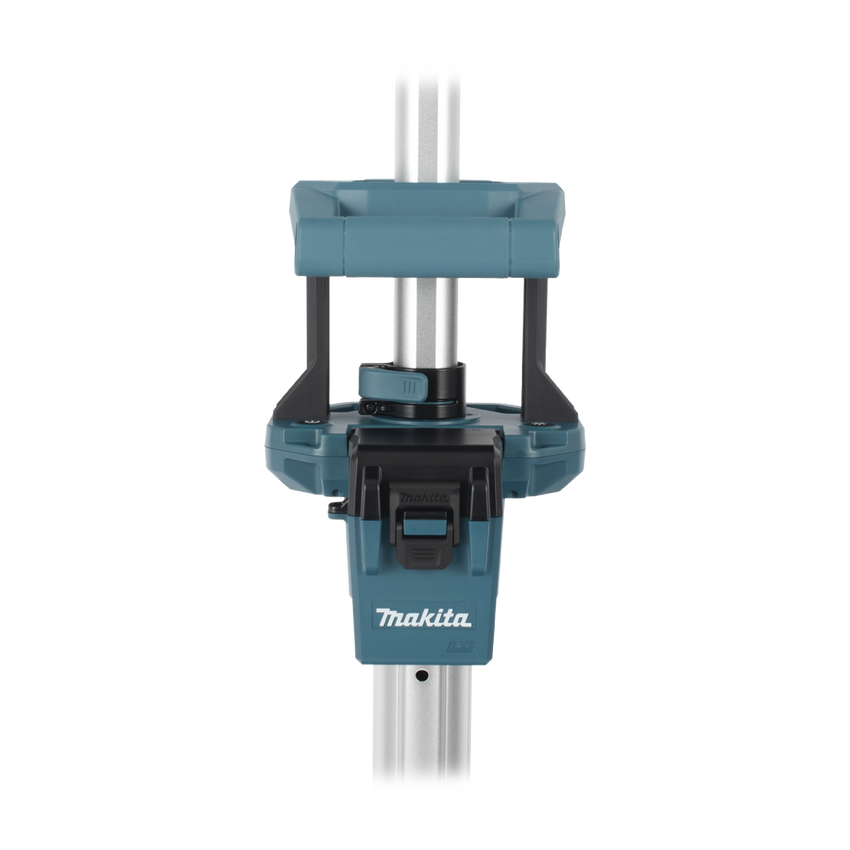Lampara con Torre para Iluminación Inalambrica con tres Cabezales Multidireccionales , se extiende hasta 2.2 metros, Utiliza batería LXT® Litio�??Ion de 18V.