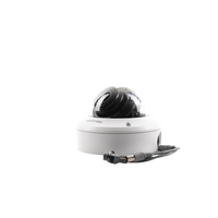 Domo TURBOHD 5 Megapixel / Lente Motorizado 2.7 - 13.5 mm / IR EXIR 40 mts / TVI-AHD-CVI-CVBS / IK10 / IP67 / dWDR / 12 Vcc / 24 VCA