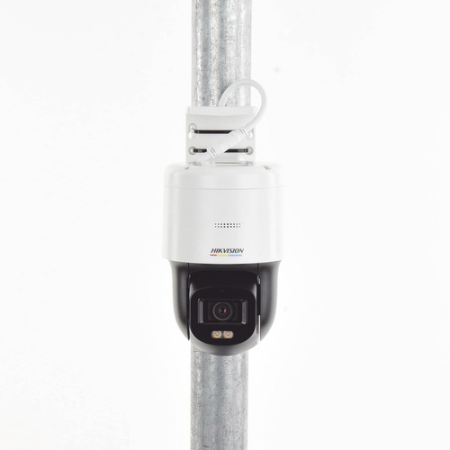 Domo PT IP 4 Megapixel / Lente 4 mm  / Luz Blanca 30 mts / dWDR  / PoE / IP66 / Micrófono y Bocina Interconstruido / Micro SD / Incluye Montaje de Pared y Techo