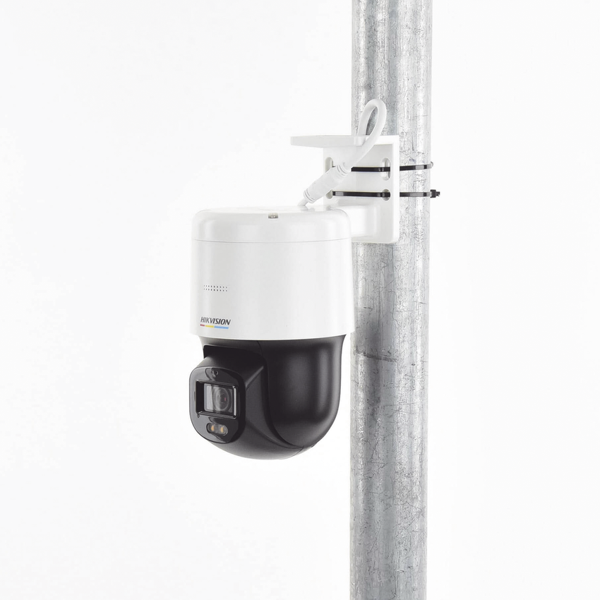 Domo PT IP 4 Megapixel / Lente 4 mm  / Luz Blanca 30 mts / dWDR  / PoE / IP66 / Micrófono y Bocina Interconstruido / Micro SD / Incluye Montaje de Pared y Techo