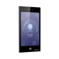 Terminal Facial WiFi con pantalla de 7" / Exterior IP65 / 10,000 Rostros y 50,000 Tarjetas / 10,000 Huellas (Módulo Opcional) / ISAPI / ISUP 5.0 / Codigos QR y Bluethooth / Intercom SIP Estandar / HIK-IA