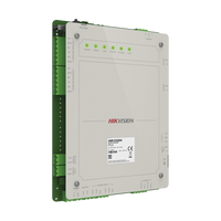 Controlador de Acceso 1 Puerta Administrable en la Nube con Hik-Connect Teams / Interfaz Web / 2 Lectores de Huella o Tarjeta / 100,000 Tarjetas / 10,000 Huellas / Incluye Gabinete y Fuente de Alimentación 12v 4A / Soporta Batería de Respald