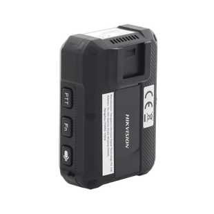 Body Camera Portátil / Grabación a 1920 × 1080p / Pantalla Frontal 1.77" TFT / Conexión Remota 4G / WiFi / GPS / Fotos de Hasta 40 Megapixel / IP68 / H.265 / 128 GB de Almacenamiento / Microfono Integrado