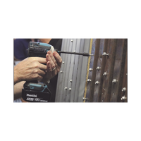 Atornillador de Impacto 18 Vcc, 3,800 RPM, 180N.m. Incluye: estuche MAKPAC, Cargador y 2 Bat. 5Ah