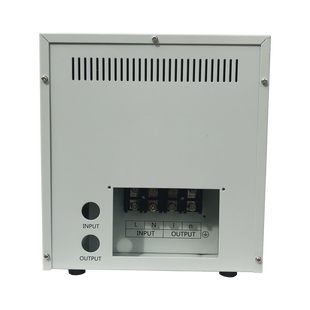 Regulador de Voltaje Industrial Monofásico Ferrorresonante 5 kVA/5 kW 120 V / Entrada 96-144 Vca / Salida 117.6- 122.4 Vca