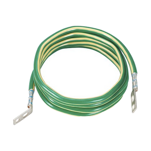 Jumper para Aterrizar Equipos, 6 AWG, con Terminal Doblada a 45 Grados, Para Conexión a Tierra y Terminal Recta Para Equipos, 3.6 m de Largo
