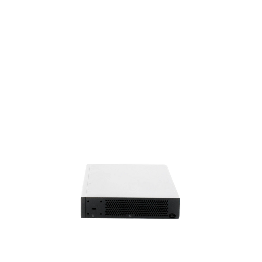 Switch PoE+ Administrable / 24 Puertos 10/100/1000 Mbps + 4 SFP / 360W PoE Total / Switching 56 Gbps / Cloud GWN Sin Costo / Montable en Rack