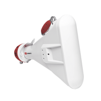 Antena Sectorial Asimétrica Carrier Class apertura 60 grados tipo cuerno 17 dBi 5180-6000 MHz conectores tipo N hembra