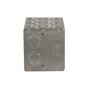 Caja Multigang de 3 Gangs/ Profundidad de 3-1/2 Pulgadas (8.89 cm)/ 19 Entradas de 1/2 - 3/4 Pulgadas (1.27 - 1.91 cm)