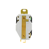 Recept�culo de Media Vuelta Industrial 30 A 125 V CA 2 Polos 3 Hilos (Nema L5-30R) Color Negro