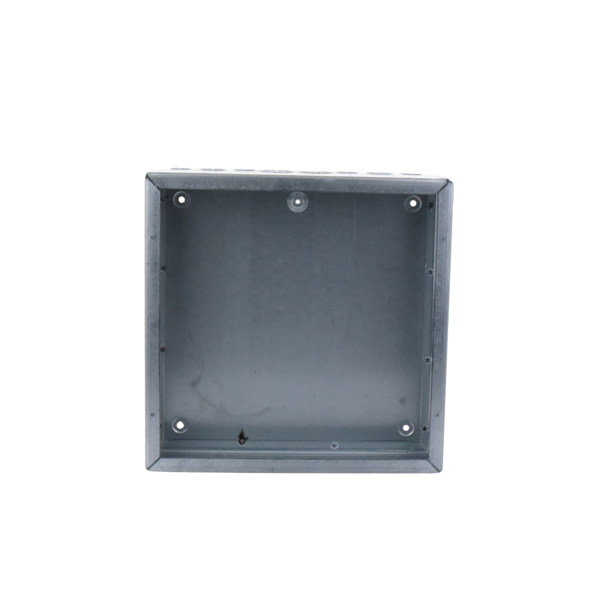 Caja Extra Grande 15"x15"x 4"/ Profundidad 4"/Entradas Laterales - Finales 4 Entradas de 1/2"- 3/4", 2 Entradas de 3/4" - 1" y 2 Entradas de 1"- 1 1/4"/ Incluye tapa / Incluye tapa.