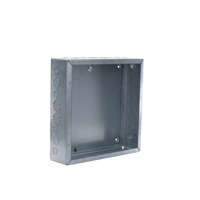 Caja Extra Grande 15"x15"x 4"/ Profundidad 4"/Entradas Laterales - Finales 4 Entradas de 1/2"- 3/4", 2 Entradas de 3/4" - 1" y 2 Entradas de 1"- 1 1/4"/ Incluye tapa / Incluye tapa.