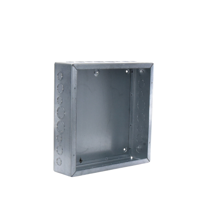 Caja Extra Grande 15"x15"x 4"/ Profundidad 4"/Entradas Laterales - Finales 4 Entradas de 1/2"- 3/4", 2 Entradas de 3/4" - 1" y 2 Entradas de 1"- 1 1/4"/ Incluye tapa / Incluye tapa.