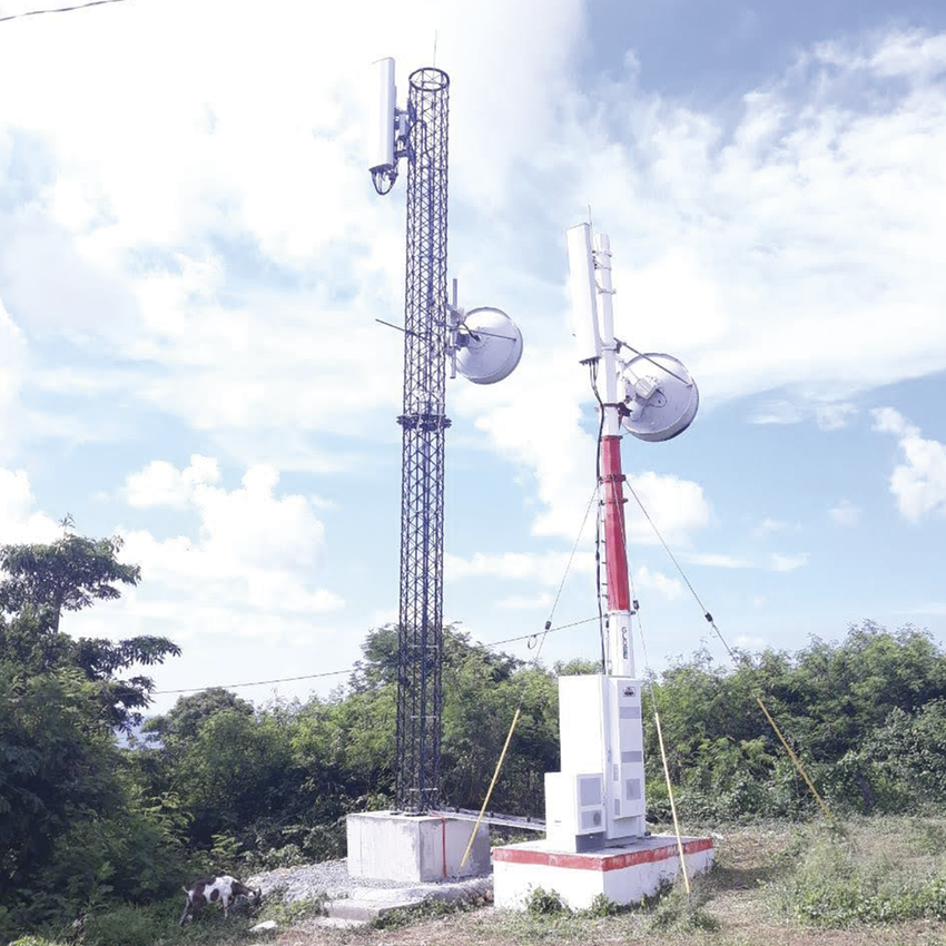 Torre de Fibra de Carbono 18.3 metros (60 pies) Autosoportada- ULTRA LIGERA.
