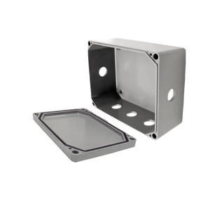 Caja de Unión de Aluminio con 6 salidas de 7/8" / Orificios 1 Izq - 1 Der - 4 en la parte inferior.