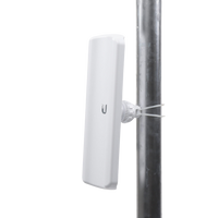 Estación Base 2x2 MIMO airMAX LiteAP AC hasta 450 Mbps, 5 GHz (5150 - 5875 MHz) con antena integrada de 17 dBi y cobertura de 90 grados con GPS Sync